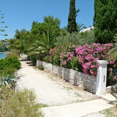Tija By Interhome Apartmán *
